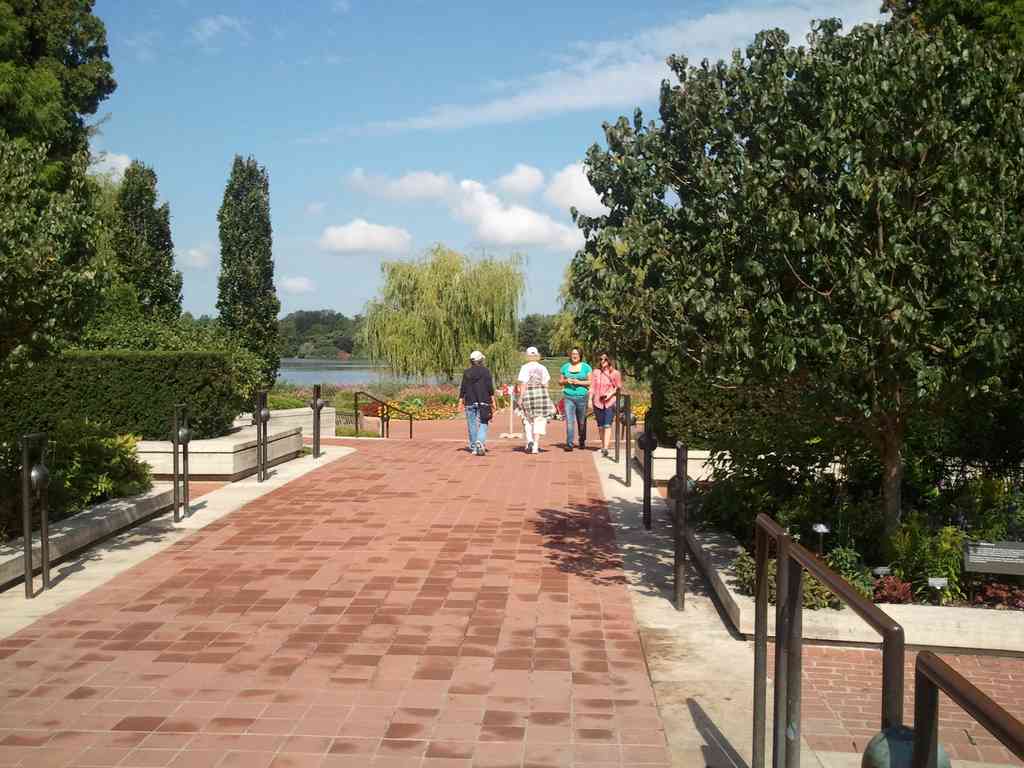 A beautiful walkway.