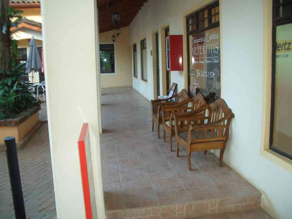 I spent many hours sitting right in these chairs! It was the ONLY place with free Internet access, provided by the local travel agency. It was slow and unreliable, but it got the job done!