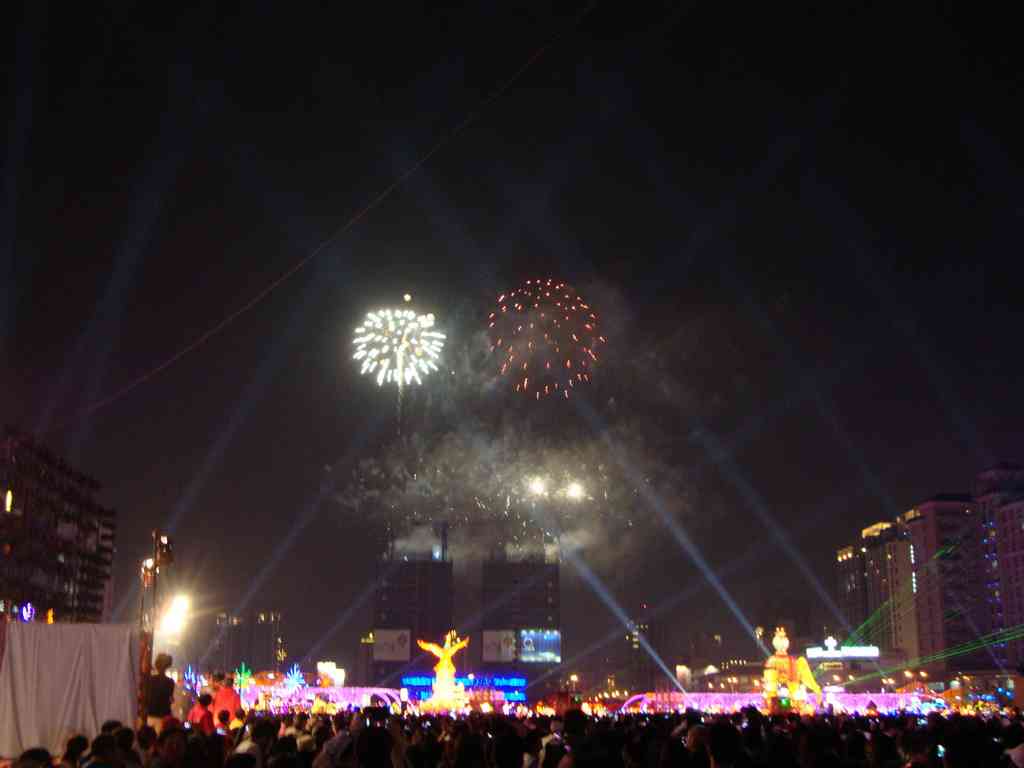 The absolute highlight of the festival was the explosive laser and fireworks display occurring every two hours!