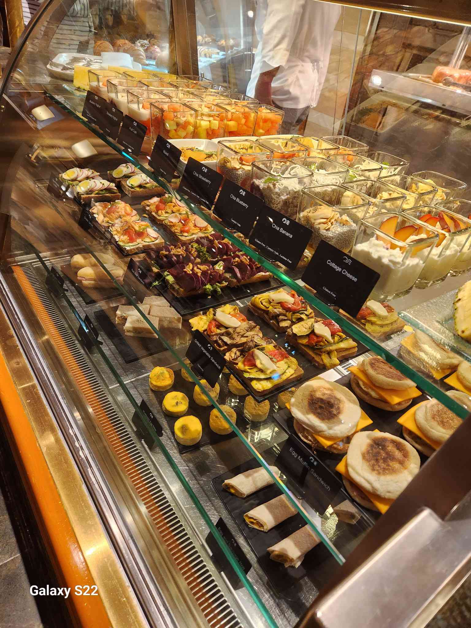 All of the incredibly yummy (and totally free!) desserts in the International Cafe.