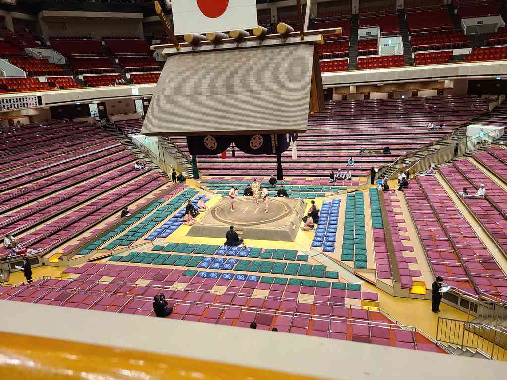 At 8:30 AM, the fierce action began! The crowd was still sparse, giving us a great view of the early bouts.