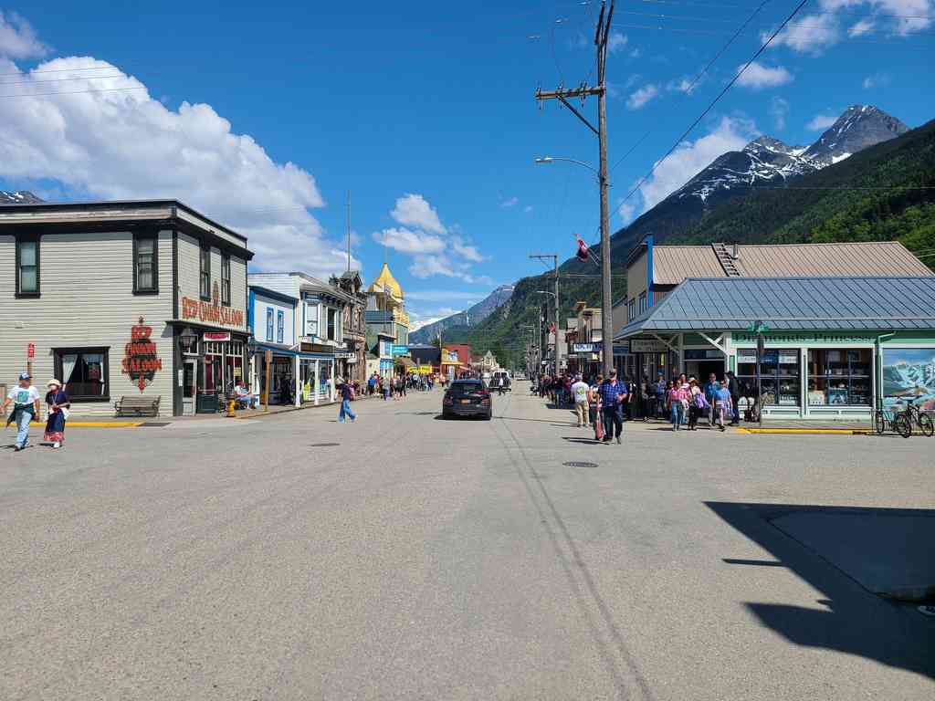 The downtown has beautifully retained its historic character.